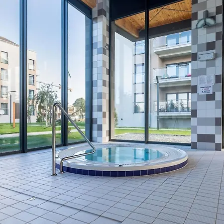 Five Seas With Parking & Swimming Pool By Renters 아파트 시아노제티