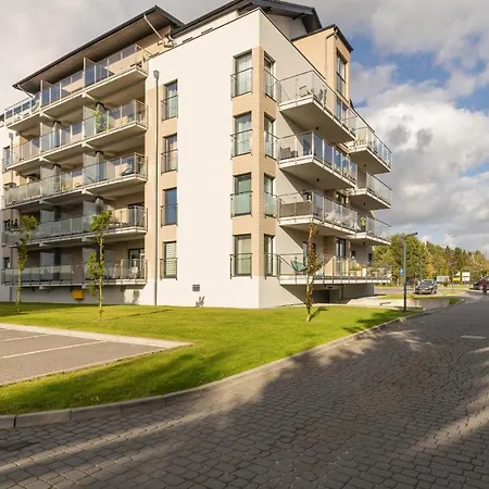 Five Seas With Parking & Swimming Pool By Renters *