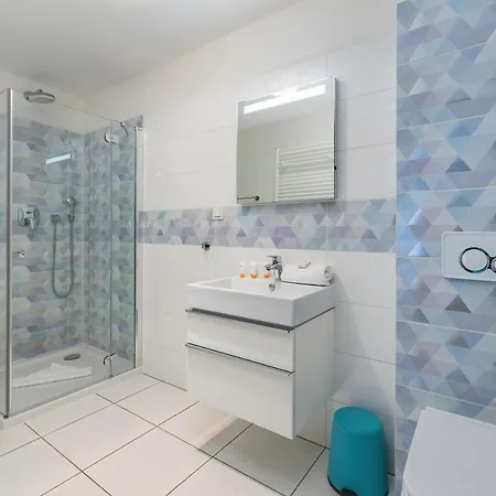 شقة Five Seas With Parking & Swimming Pool By Renters سيانوزيتي