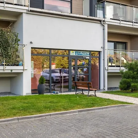 Five Seas With Parking & Swimming Pool By Renters Lägenhet Sianozety