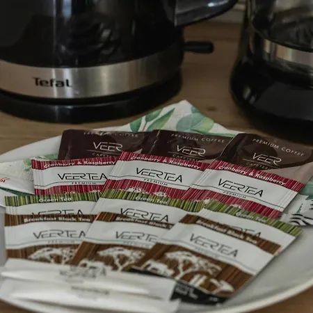 Five Seas With Parking & Swimming Pool By Renters 아파트