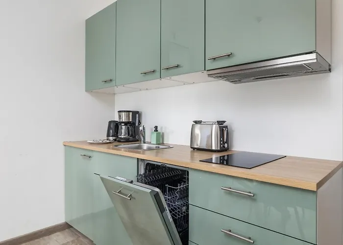 Five Seas With Parking & Swimming Pool By Renters