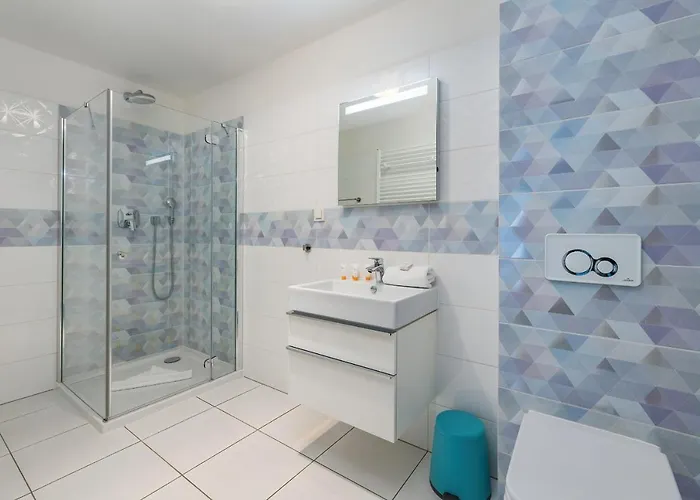Apartamento Five Seas With Parking & Swimming Pool By Renters Sianożęty