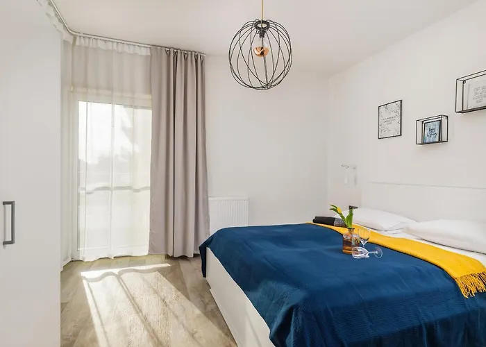 Five Seas With Parking & Swimming Pool By Renters Apartamento *